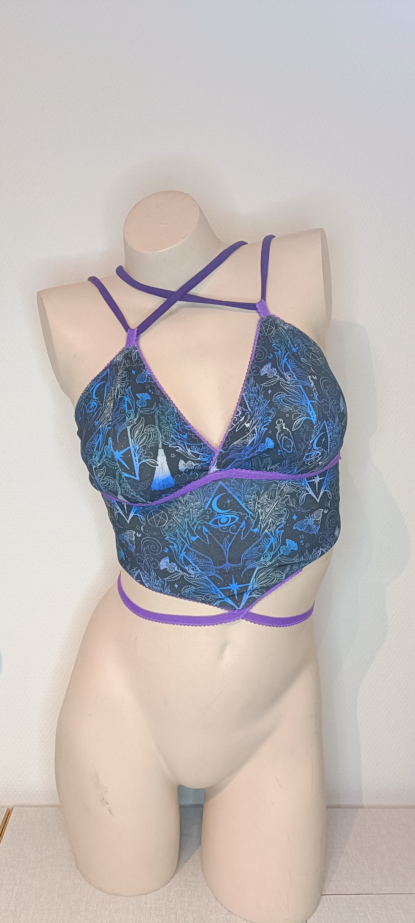 Witches goddess Custom